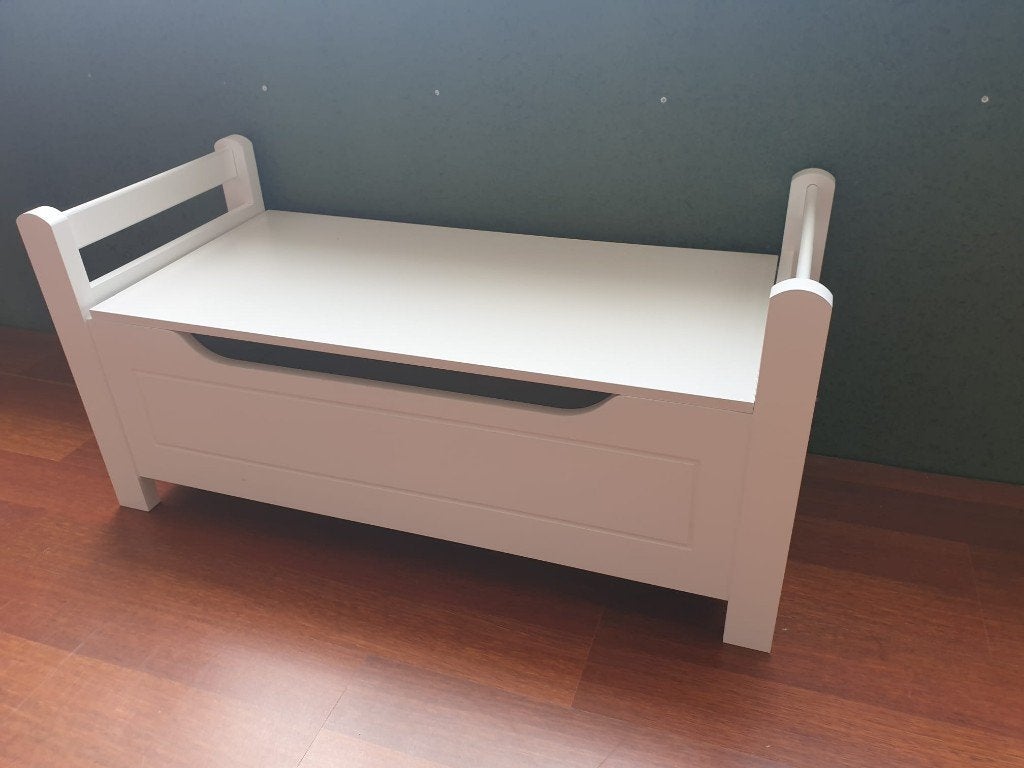 Modern wit opberg bankje, Ophalen, Minder dan 50 cm, 75 tot 100 cm, Zo goed als nieuw