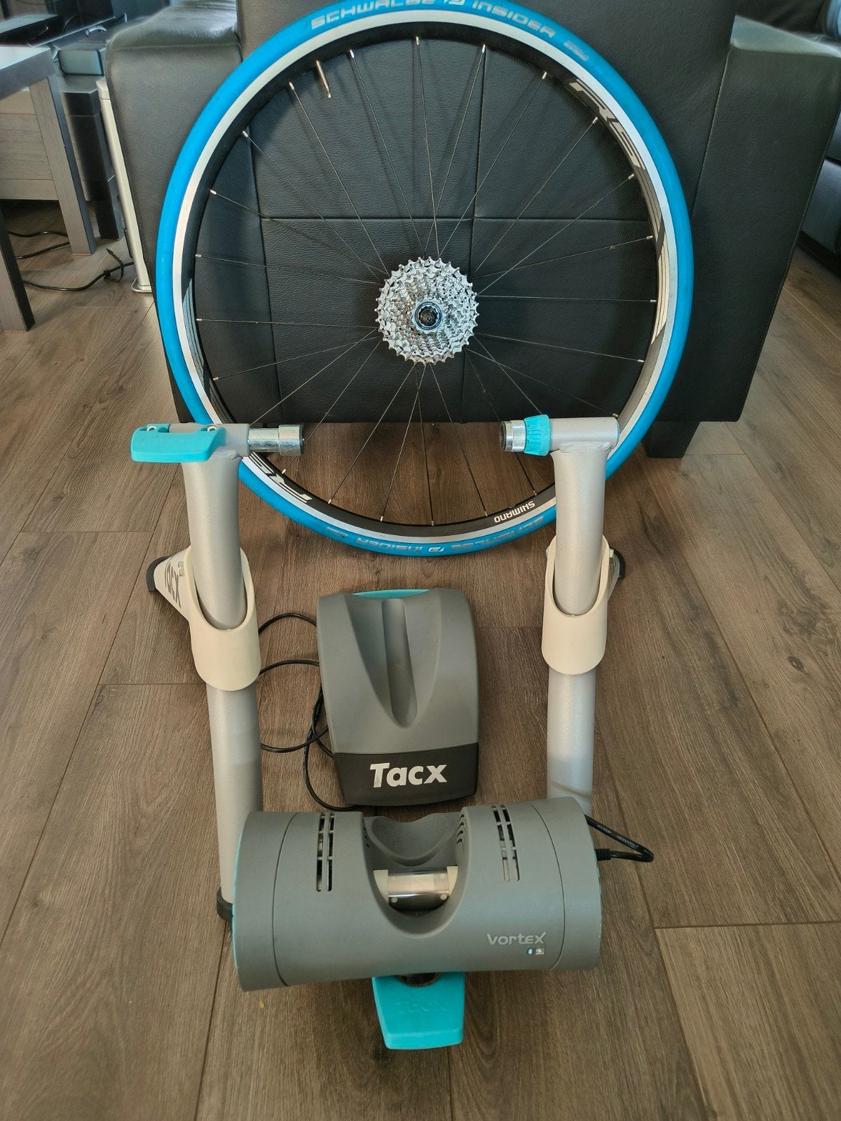 Tacx T2180 Vortex Smart fietstrainer + voorwielsteun, Ophalen, Zo goed als nieuw, Overige typen, Tacx