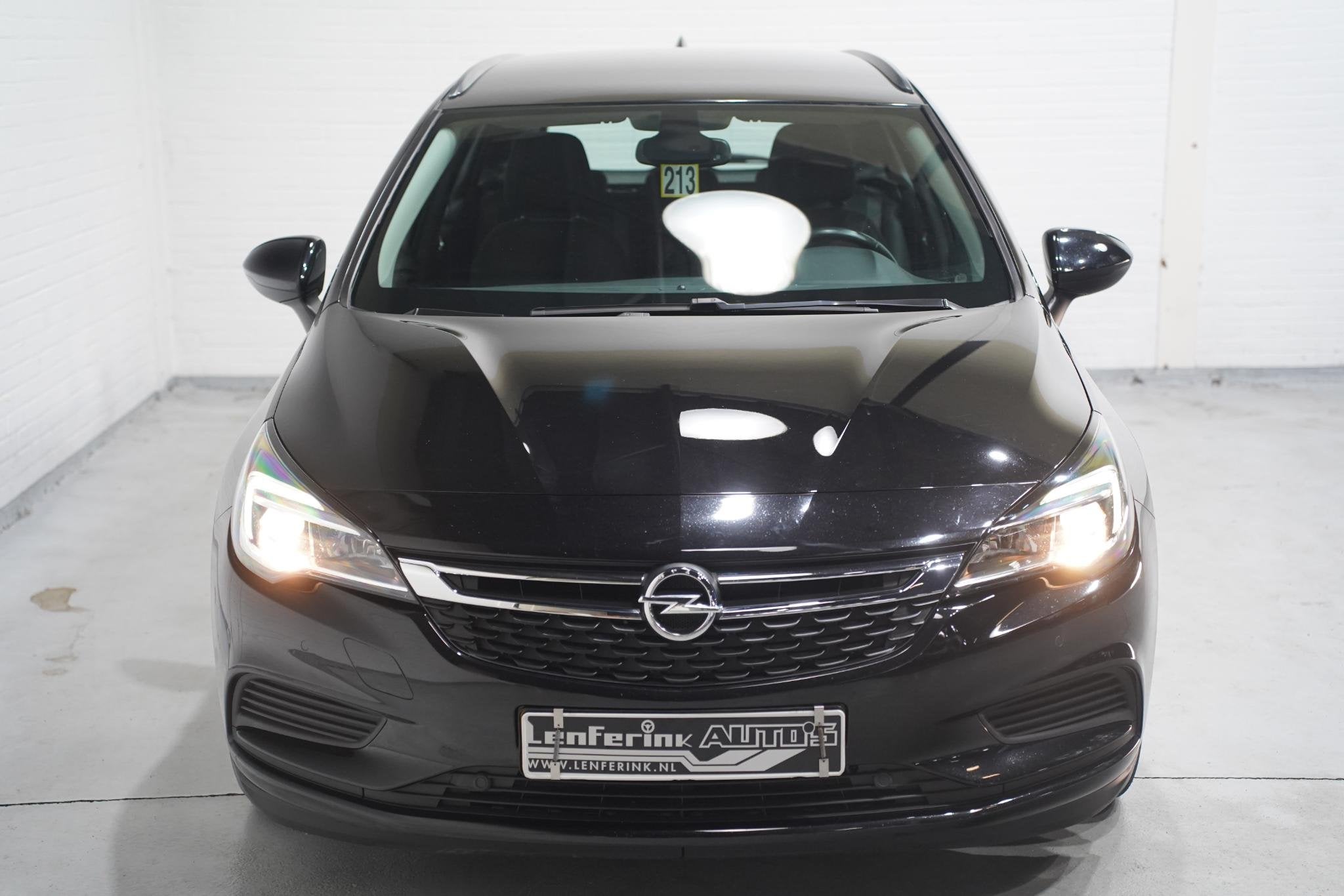 Opel Astra Sports Tourer 1.6 CDTI Online Edition Navi PDC v+, Auto's, Voorwielaandrijving, Stof, Gebruikt, Euro 6