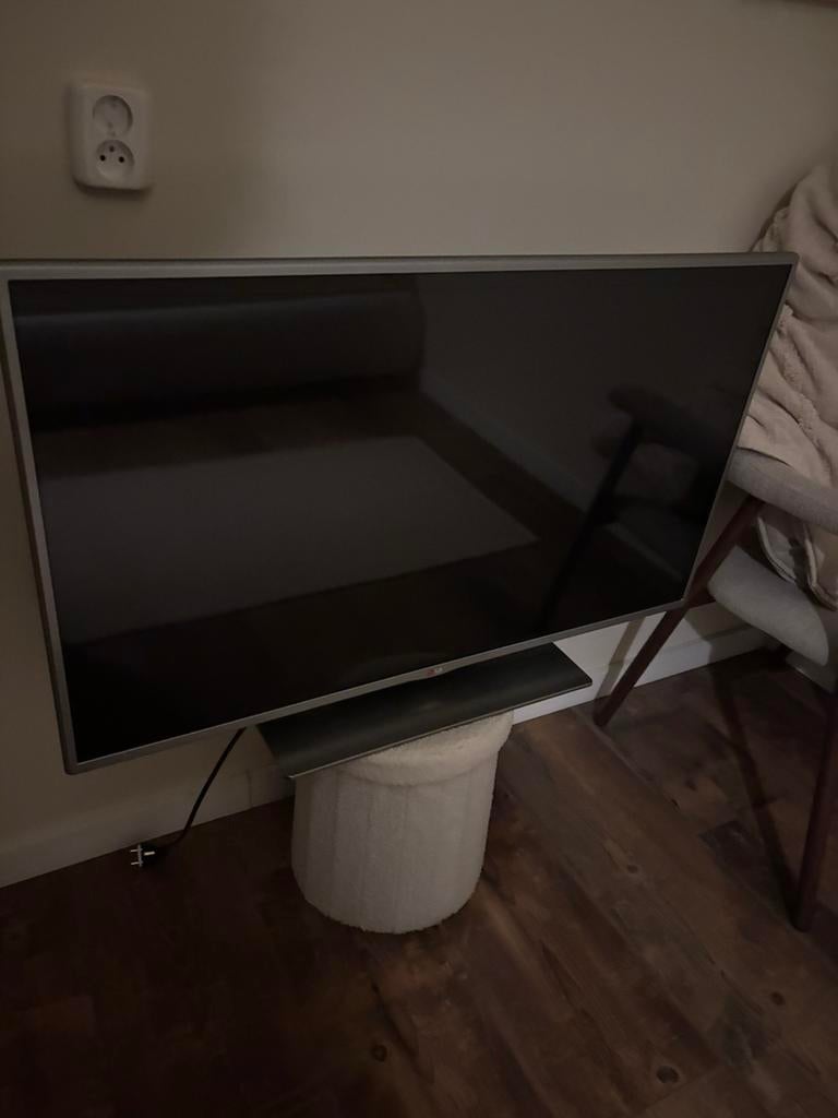 Lg smart tv 42LB570V, Ophalen, 50 Hz, Zo goed als nieuw, 100 cm of meer