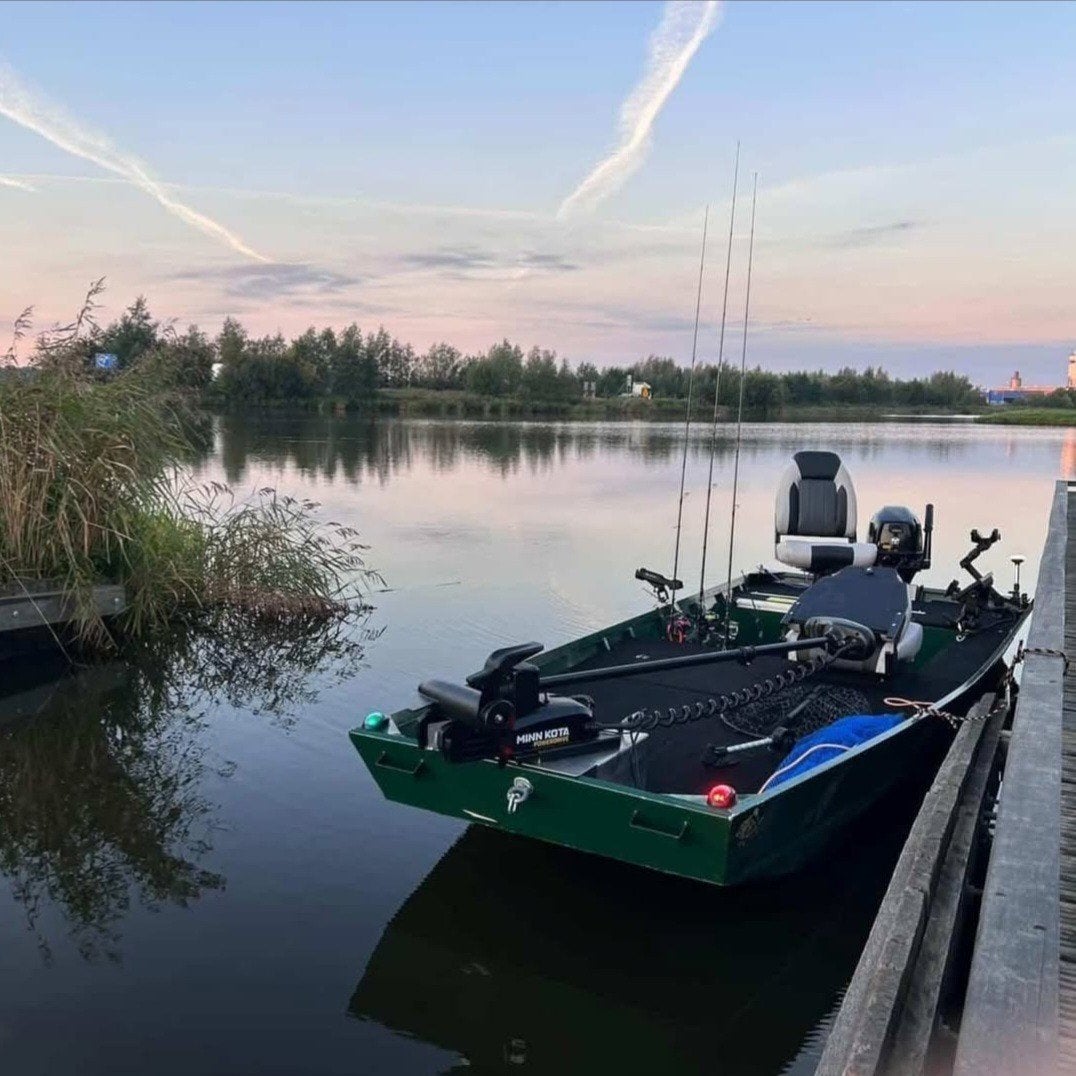In prijs verlaagd!: compleet uitgeruste aluminium visboot –, Watersport en Boten, Ophalen of Verzenden, Benzine