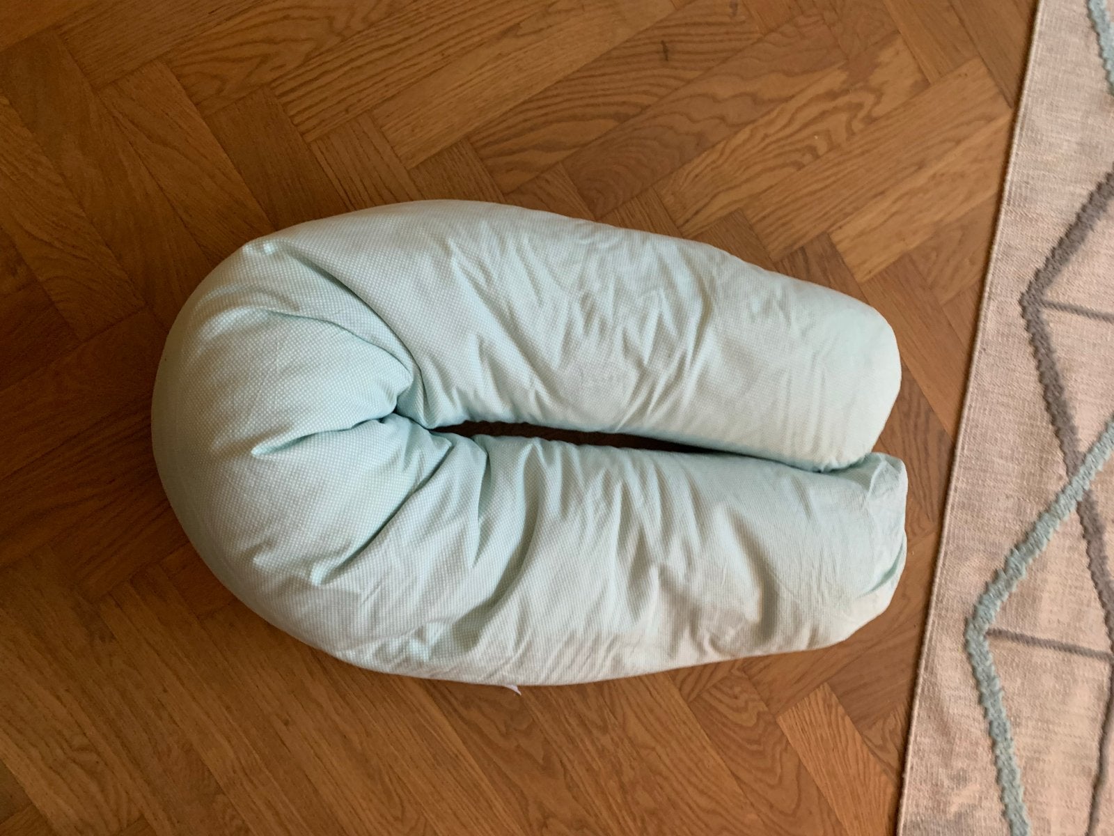 Comfortabel Voedingskussen - mintgroen/lichtblauw, Ophalen of Verzenden, Zo goed als nieuw