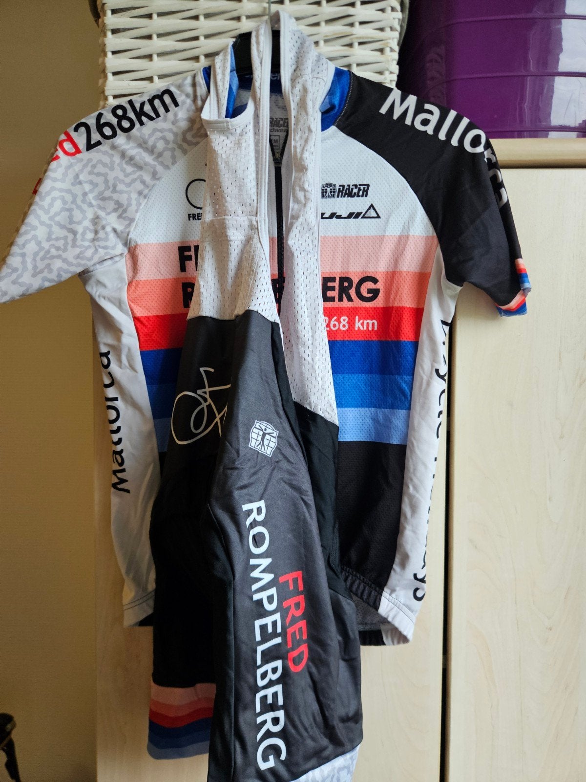 Fred Rompelberg Mallorca 268 km fietsshirt en broek maat M, M, Dames, Ophalen of Verzenden, Zo goed als nieuw