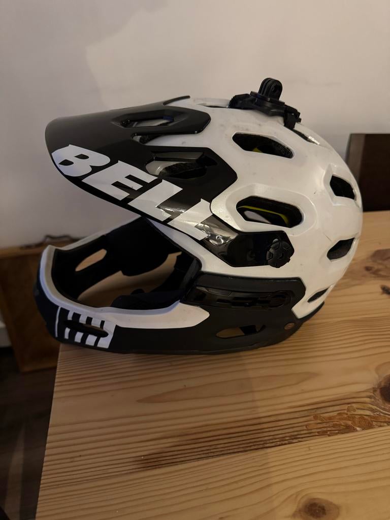 Bell Wrap Full Helmet met afneembare kinbeschermer, Ophalen of Verzenden, Zo goed als nieuw, Overige maten, Heer of Dame