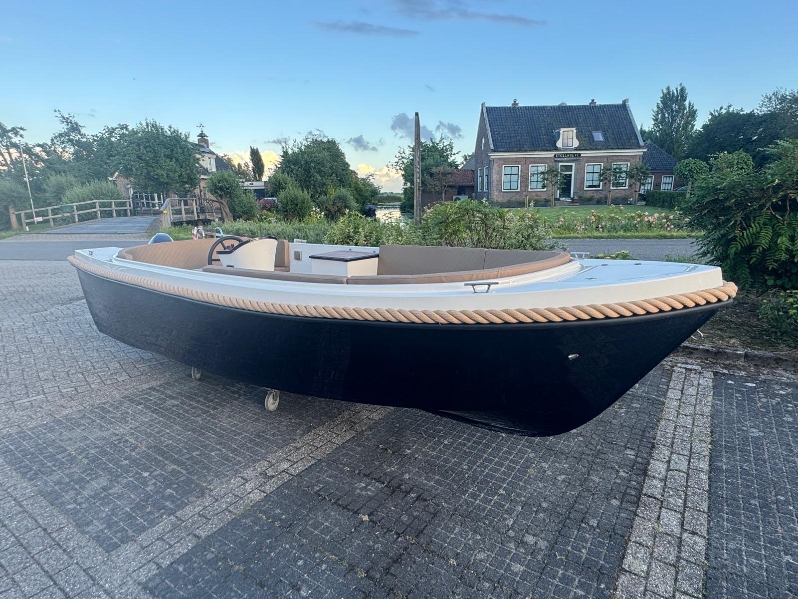 Nieuwe Lago Amore 565 Sloep - Luxe Uitgerust & 6 Jaar Garant, Ophalen, Lago Amore, 20 pk, Rondzit
