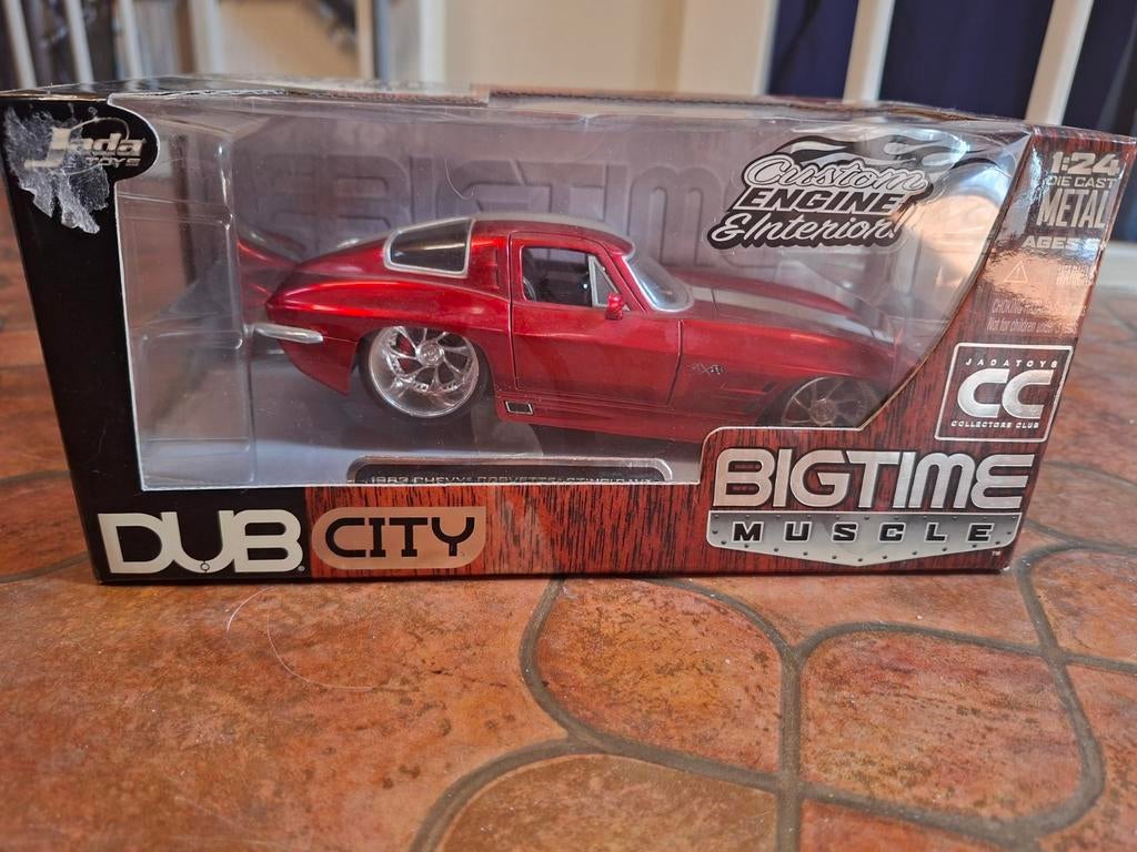 Jada Toys 1963 Chevrolet Corvette Stingray (Split Window), Hobby en Vrije tijd, Modelauto's | 1:24, Ophalen of Verzenden