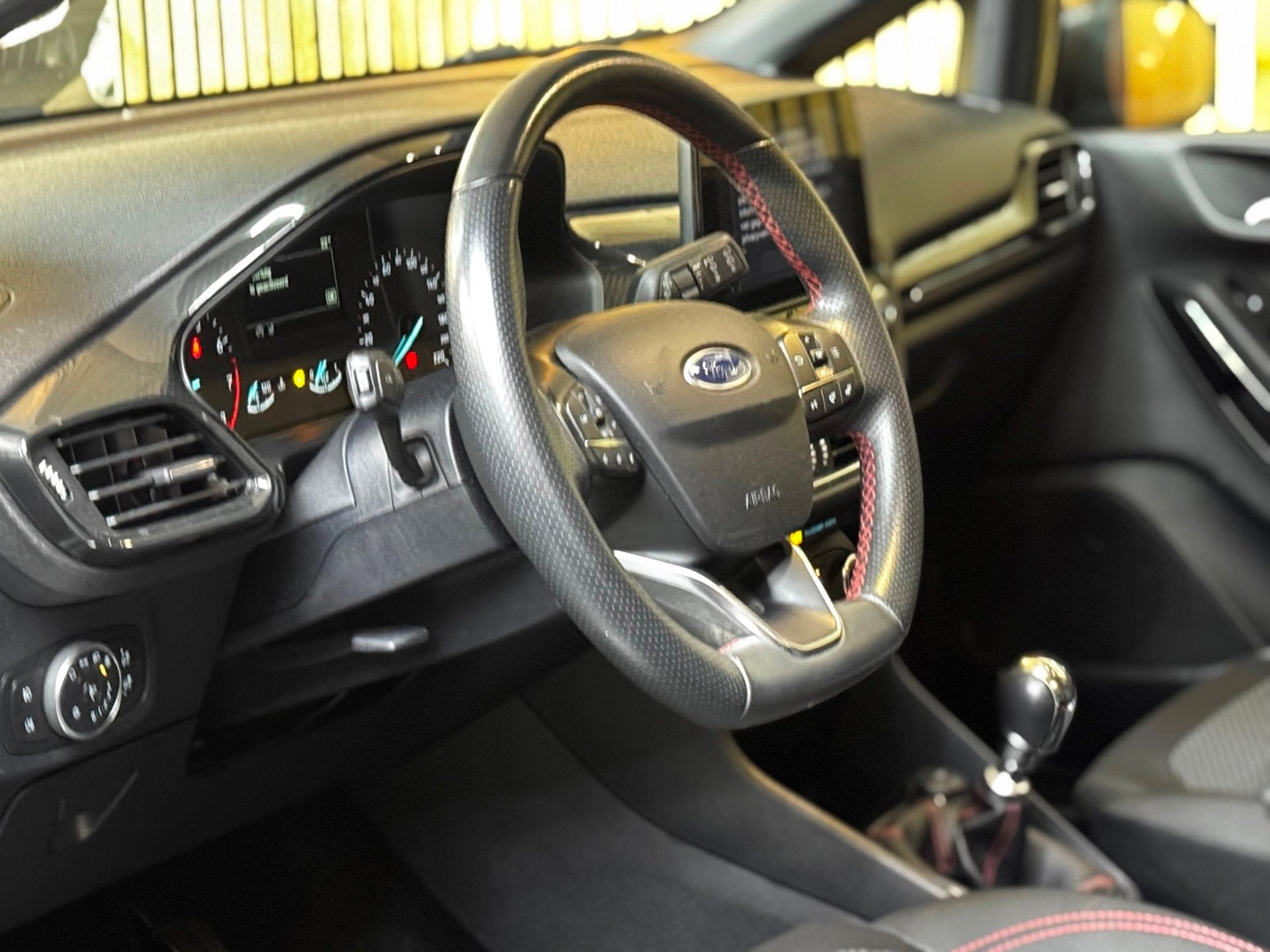 Ford Fiesta 1.0 EcoBoost ST-Line|6BAK|PDC|CARPLAY|CRUISE|AIR, Dealer onderhouden, Gebruikt, Euro 6, 1064 kg