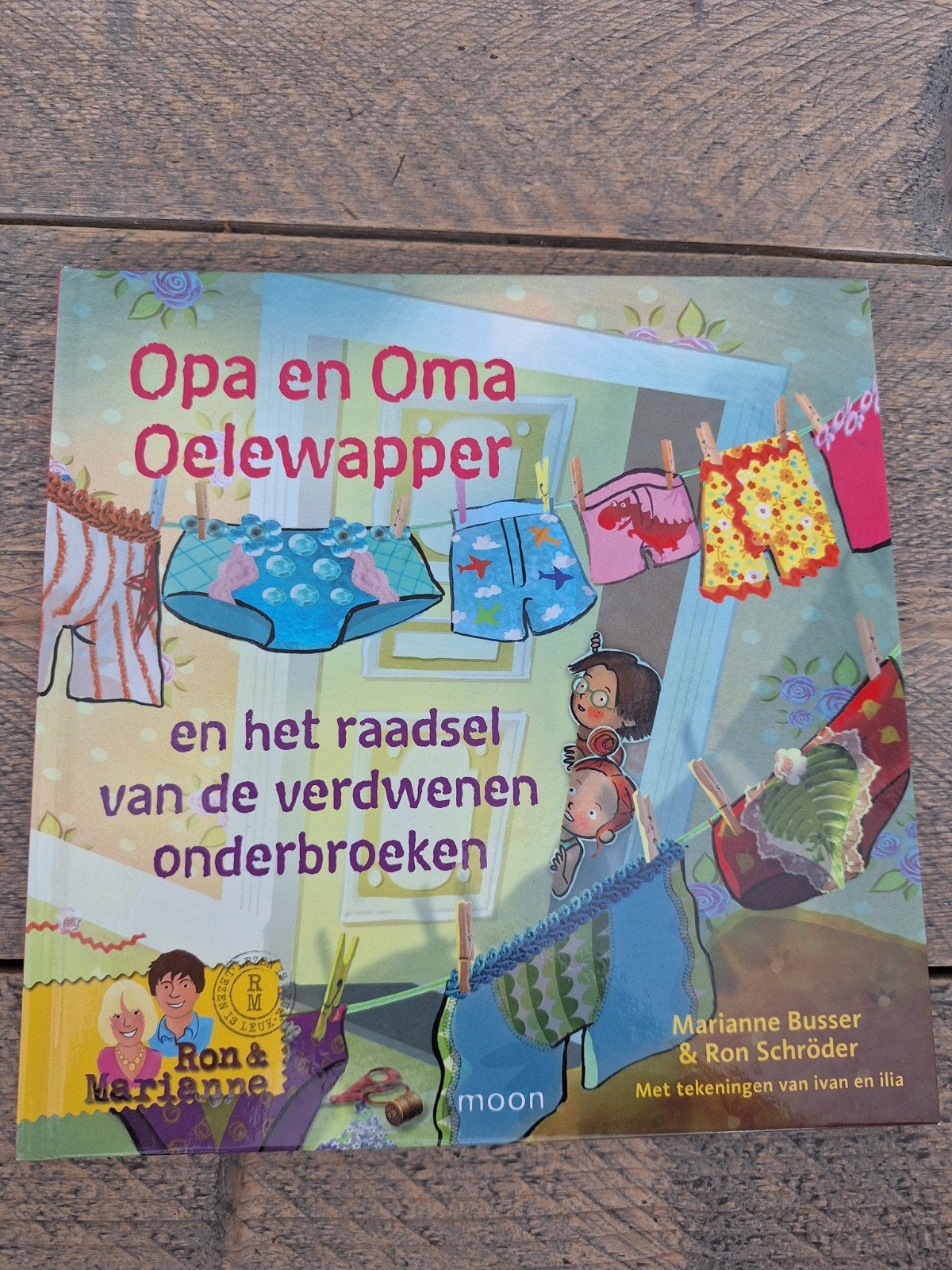 Opa en Oma Oelewapper - Kinderboek, Ophalen of Verzenden, Gelezen, Marianne Busser & Ron Schröder, Fictie algemeen