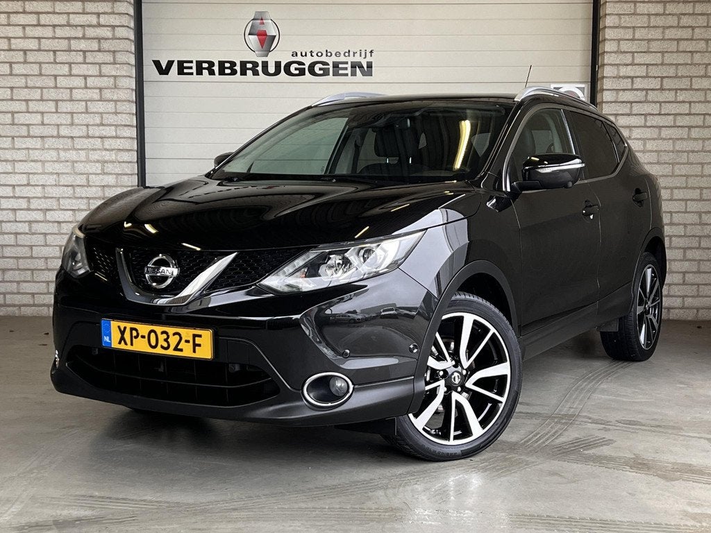 Nissan Qashqai 1.2 Premier Edition | Trekhaak | 19" LMV | Pa, Auto's, Nissan, Voorwielaandrijving, Euro 5, Gebruikt, Zwart