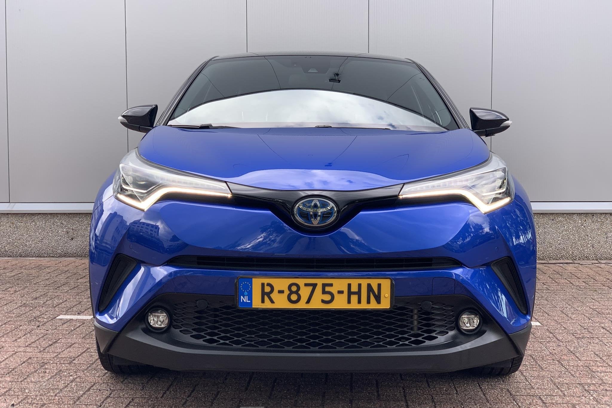 Toyota C-HR 1.8 Hybrid Bi-Tone | JBL Audio | Stuur en Stoelv, Auto's, Toyota, Stof, Euro 6, 4 cilinders, Blauw