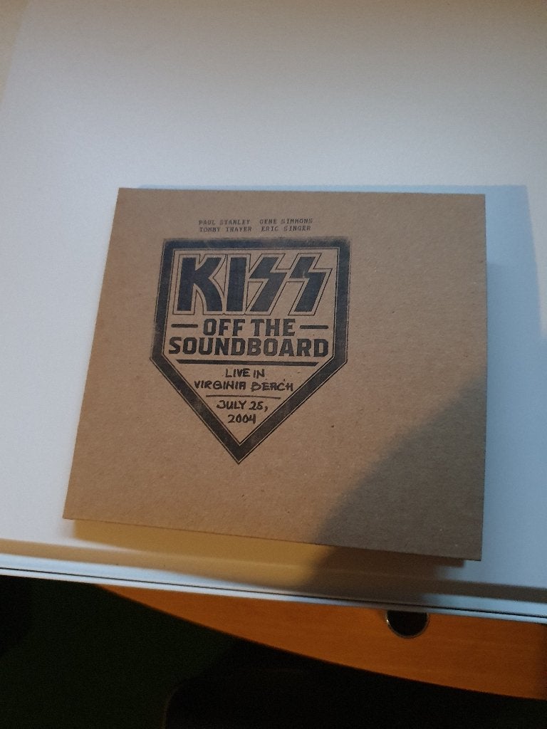 Kiss- off the soundboard live in virginia beach 2 cd, Ophalen of Verzenden, Zo goed als nieuw