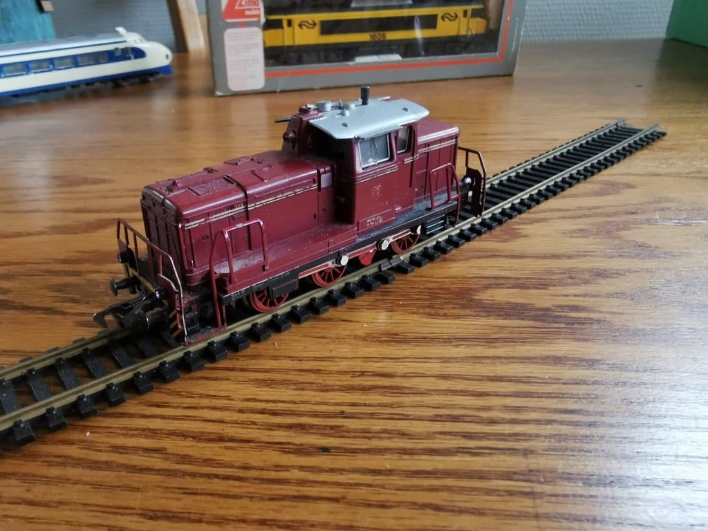 Fleischmann H0 Diesellocomotief Rood - Gebruikt, Gebruikt, Fleischmann, Ophalen of Verzenden, Gelijkstroom