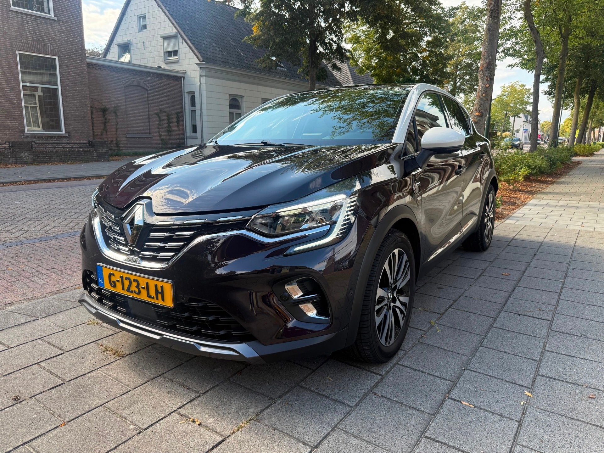 Renault Captur 1.3 TCe 155 Initiale Paris AUTOMAAT EERSTE EI, Auto's, Dealer onderhouden, Gebruikt, 4 cilinders, Automatische klimaatregeling