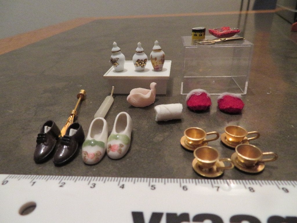 poppenhuis accessoires, Ophalen of Verzenden, Zo goed als nieuw, Poppenhuis