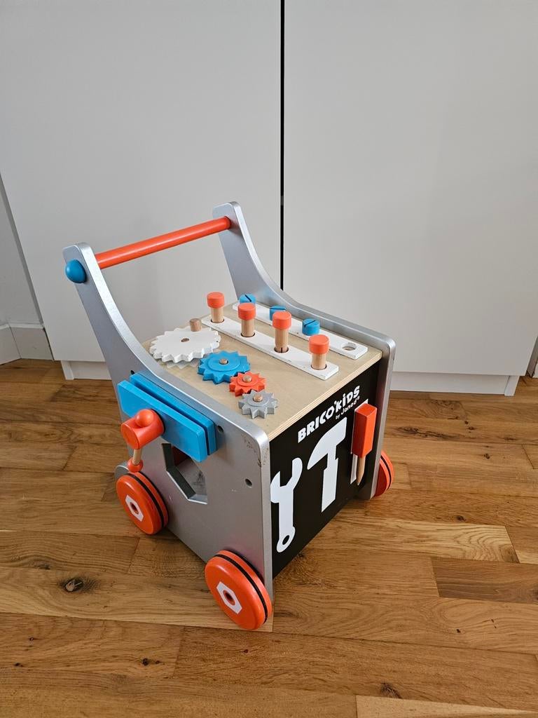 Janod Brico'kids magnetische DIY loopwagen NIET COMPLEET, Kinderen en Baby's, Speelgoed | Houten speelgoed, Ophalen, Zo goed als nieuw
