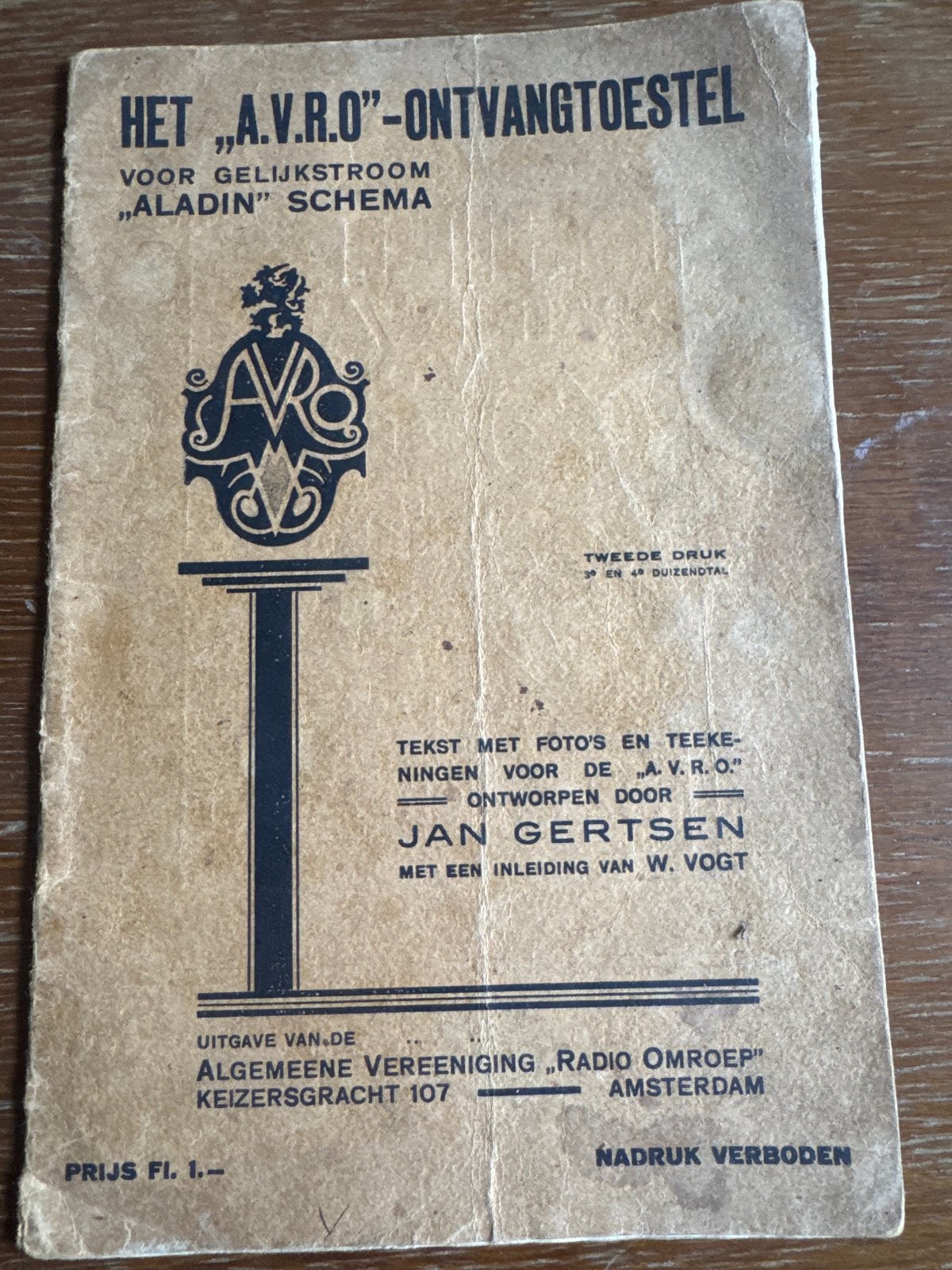 Het "A.V.R.O."-Ontvangtoestel "Aladin" Schema, Ophalen of Verzenden, Gelezen, Elektrotechniek