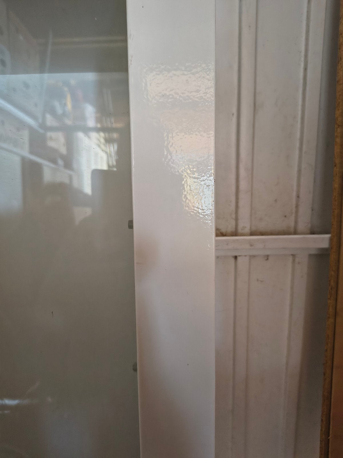 IKEA Bertby vitrinekast wit geverfd en beuken (zonder glas), Met plank(en), Minder dan 50 cm, Gebruikt, Ophalen of Verzenden