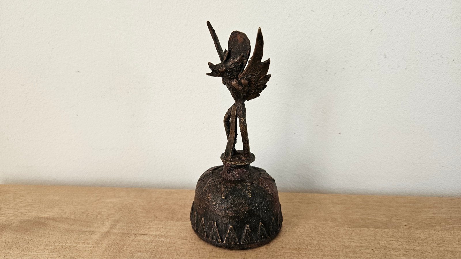 Indonesische antieke tafelbel, Antiek en Kunst, Ophalen of Verzenden