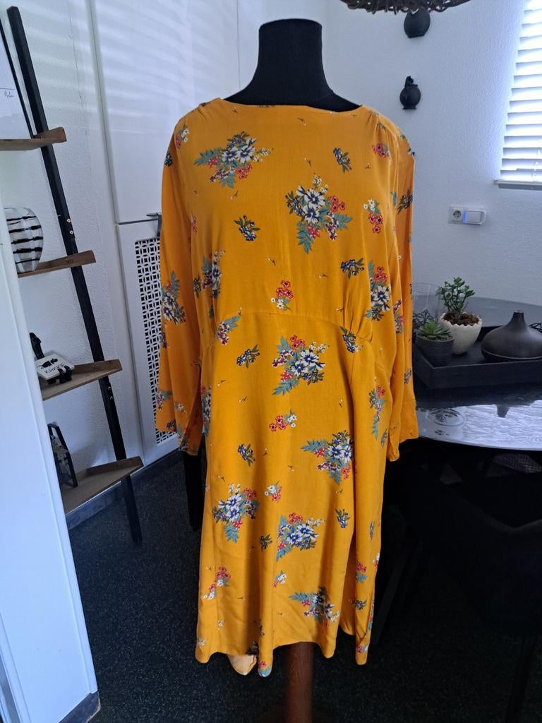 Okergele gebloemde jurk yessica,empire dress draagmaat l, Kleding | Dames, Jurken, Yessica, Geel, Maat 42/44 (L), Ophalen of Verzenden