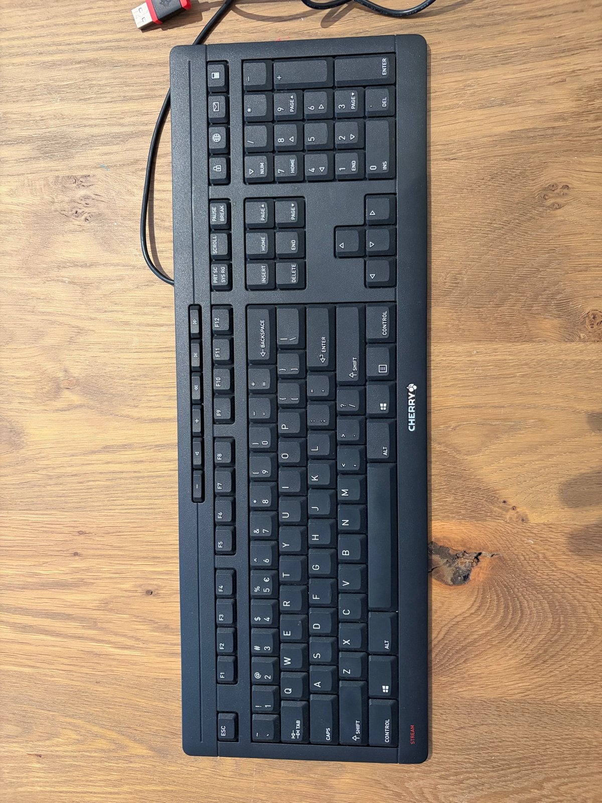 Cherry STREAM Toetsenbord - Bedraad Qwerty, Computers en Software, Toetsenborden, Ophalen, Gebruikt, Qwerty, Numeriek gedeelte