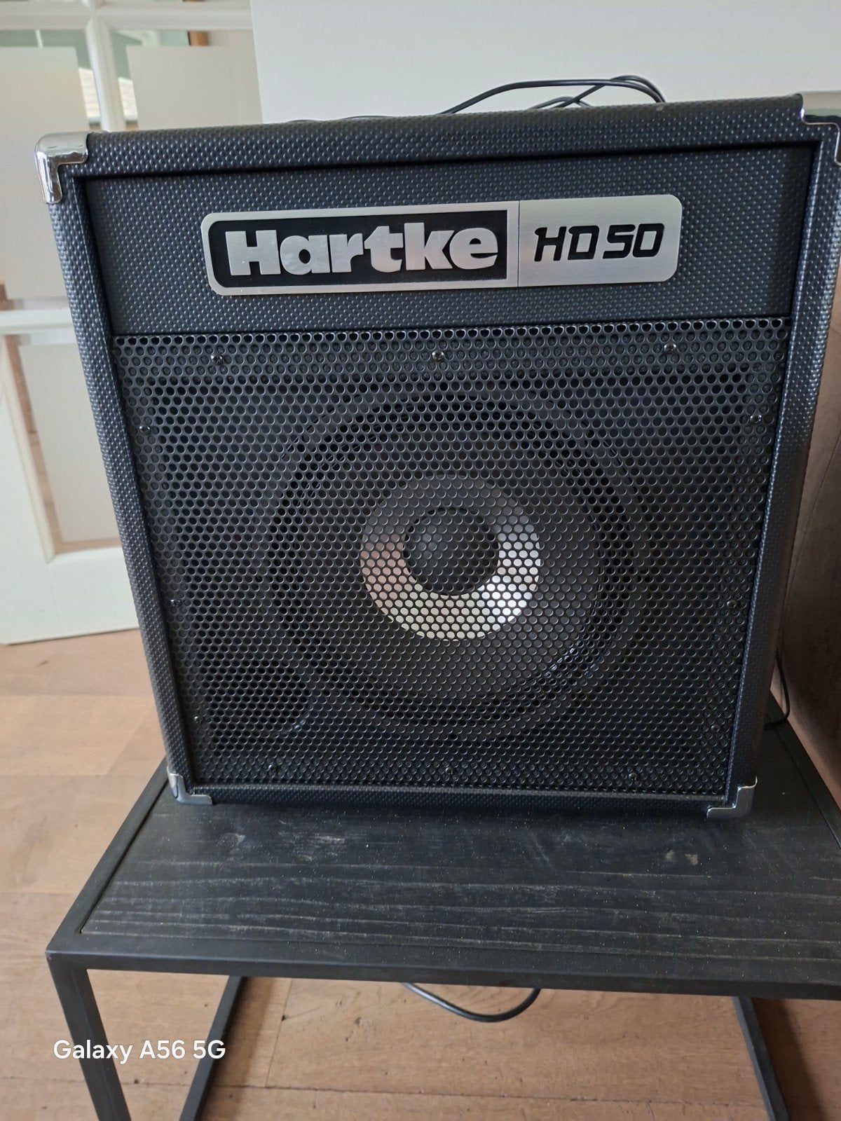 Hartke HD50 Basgitaarversterker - 2 maanden oud, Ophalen, Zo goed als nieuw, Basgitaar, 50 tot 100 watt