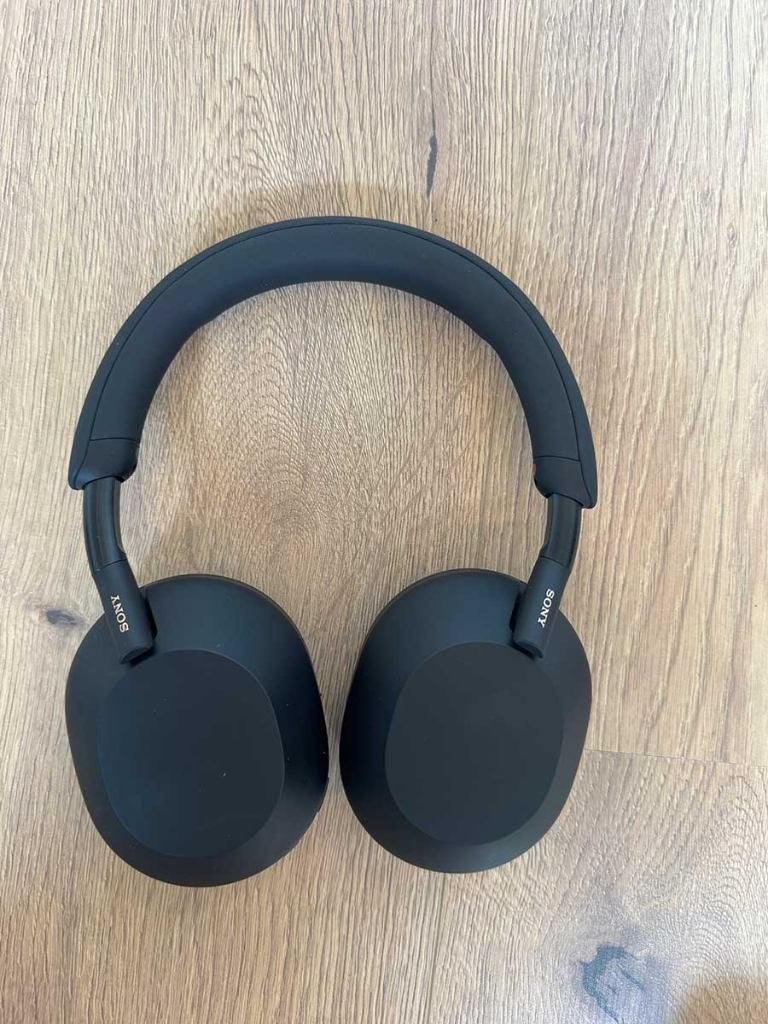 Sony WH-1000XM5