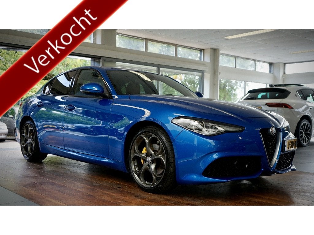 Alfa Romeo Giulia 2.0T Super | Veloce pack | Carplay | 19 in, Auto's, Euro 6, 4 cilinders, Blauw, 1600 kg