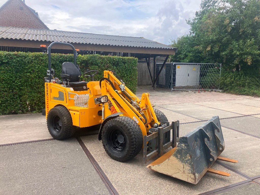 Knikmops 180 minishovel | 1050 u | bak + vorken (bj 2023), Wiellader of Shovel