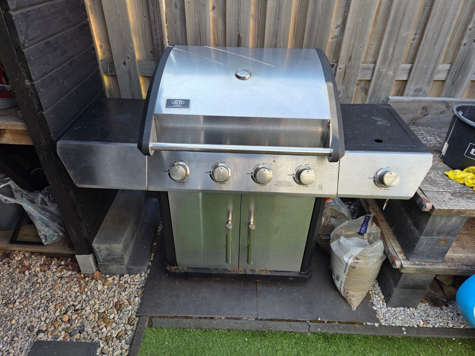 gas bbq, Ophalen