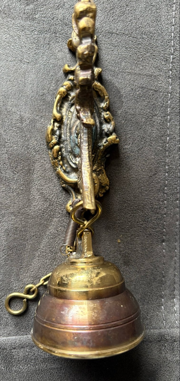 Antieke Messing Deurbel met Sierlijke Wandbevestiging, Ophalen of Verzenden, Gebruikt