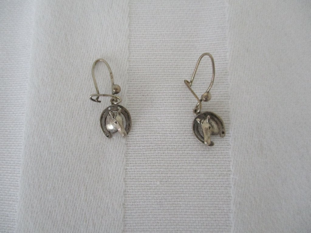 zilveren oorbelletjes, Ophalen of Verzenden, Zilver, Oorbellen