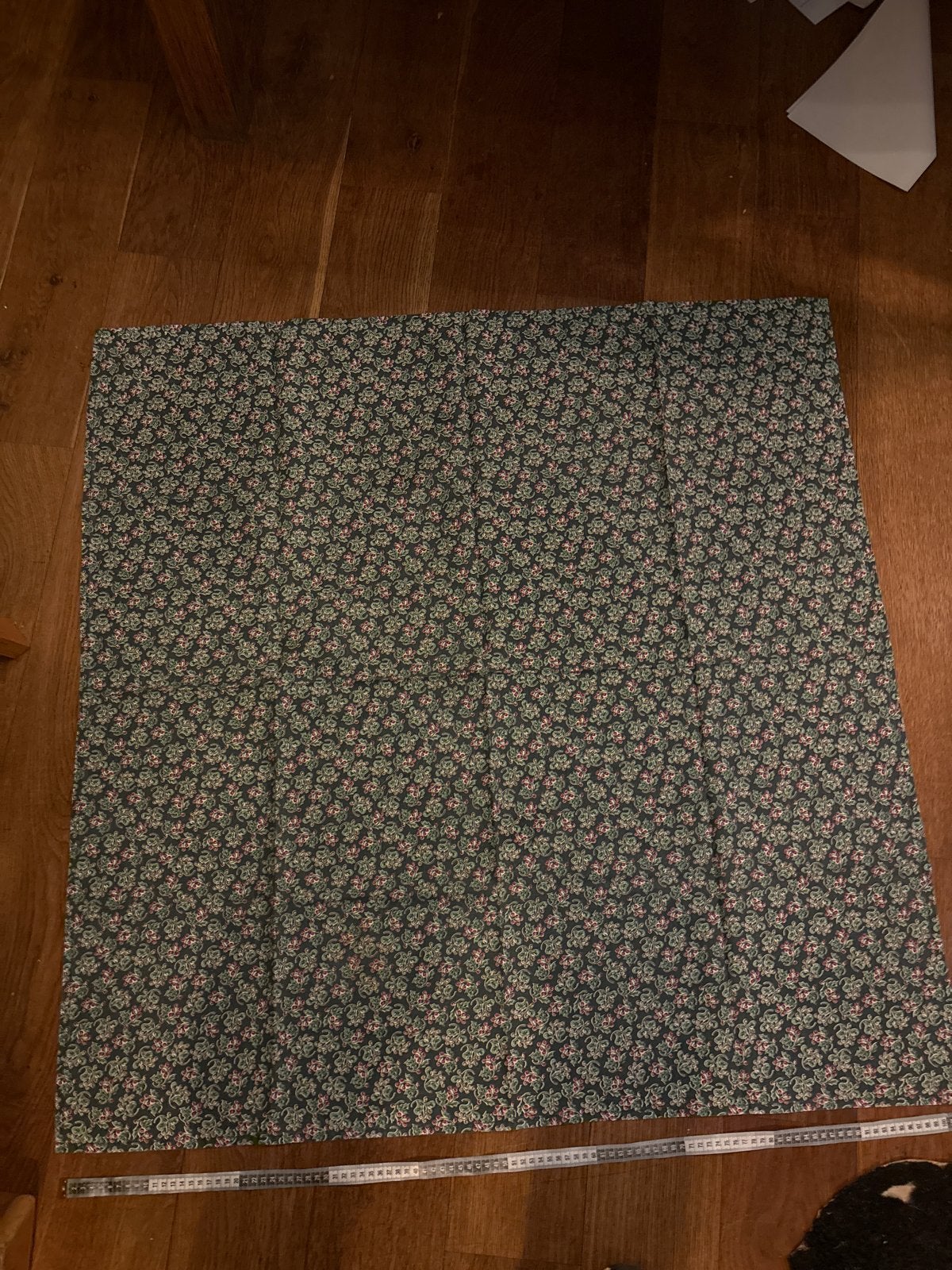 Katoenen Tafelkleed 1x1 meter met kerstprint, Huis en Inrichting, Ophalen, Gebruikt, Vierkant, Katoen