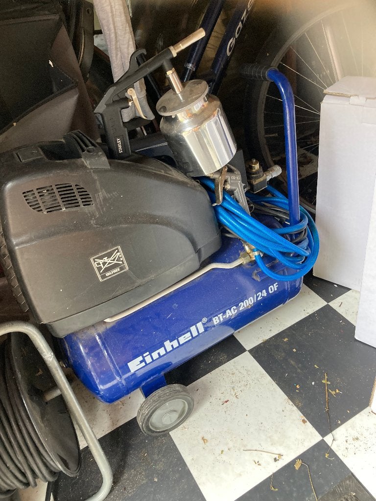 compressor einhell bt ac 200 igst, Ophalen, 6 tot 10 bar, Zo goed als nieuw, Minder dan 200 liter/min