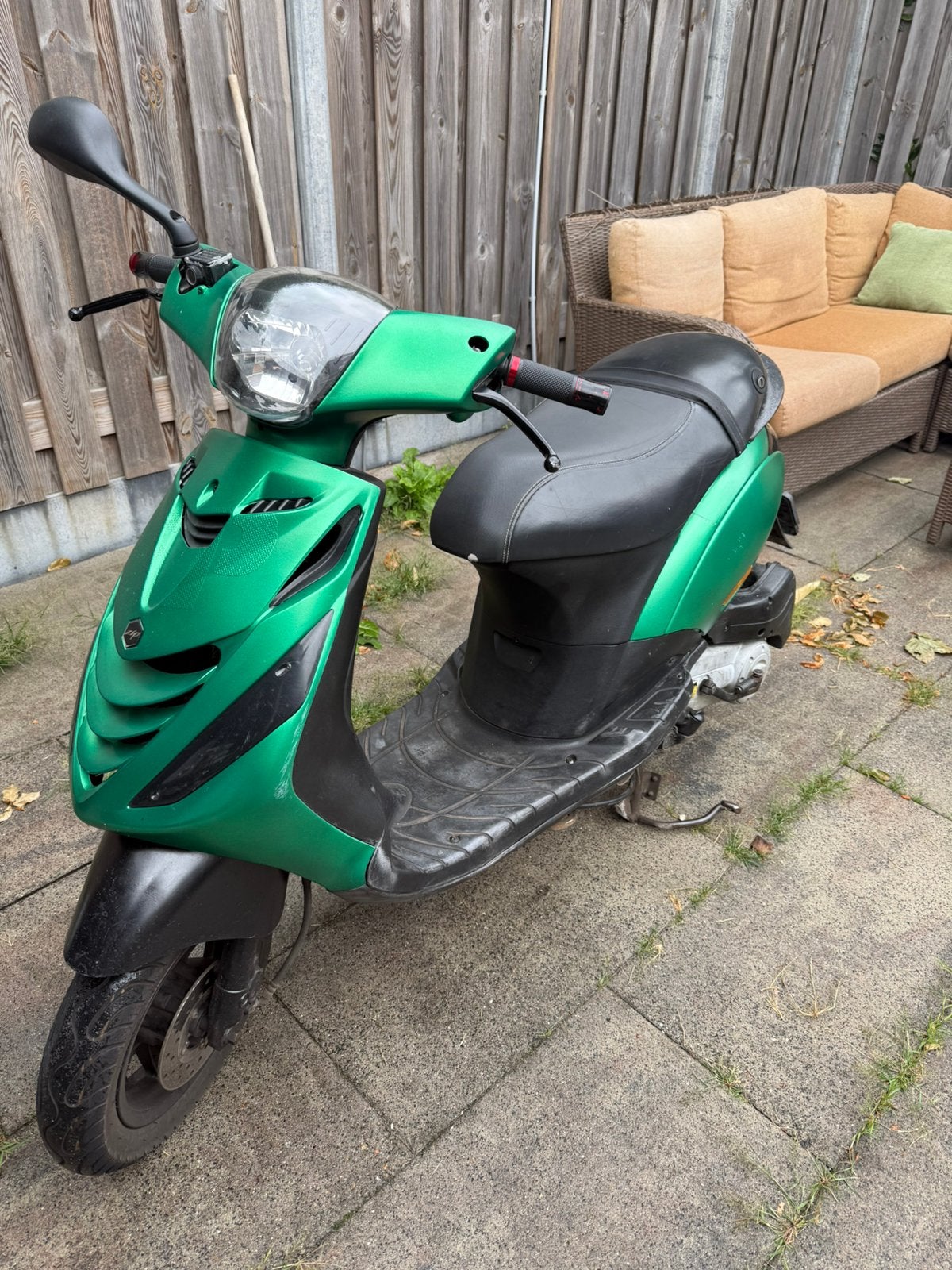 Piagio Zip 50 cc 4 takt, Fietsen en Brommers, Ophalen, Zip, Zo goed als nieuw, Benzine