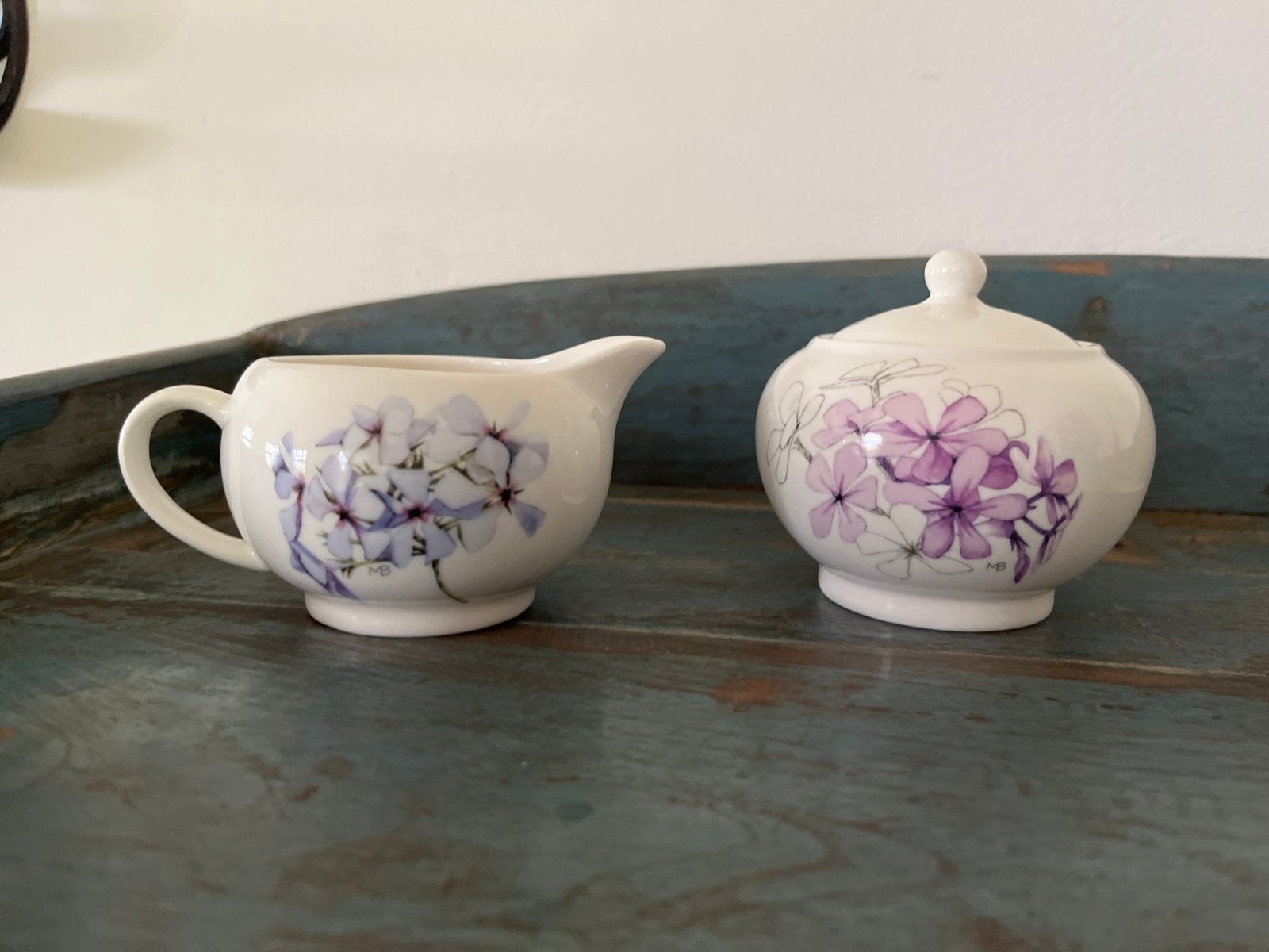 Marjolein Bastin Melk en Suikerstel met Bloemen, Overige merken, Keramiek, Ophalen of Verzenden, Zo goed als nieuw