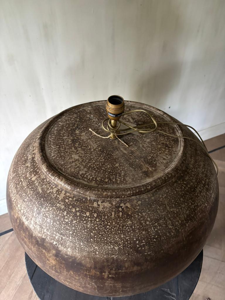Oude Kruik lamp, Ophalen