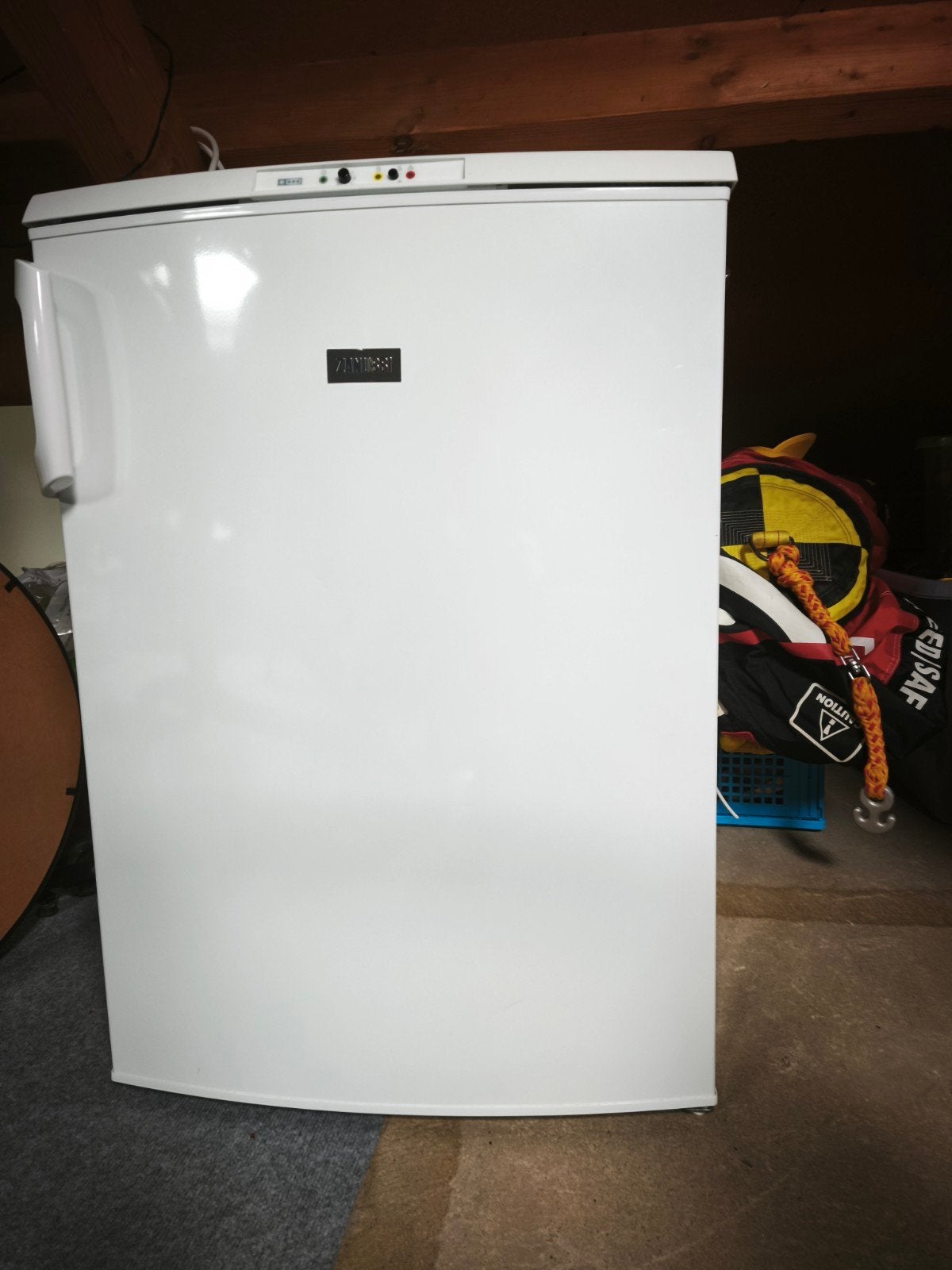 Zanussi Vriezer TT110 MXF - Zo goed als nieuw, Witgoed en Apparatuur, Ophalen of Verzenden, Zo goed als nieuw, Vrijstaand, Vrieskast