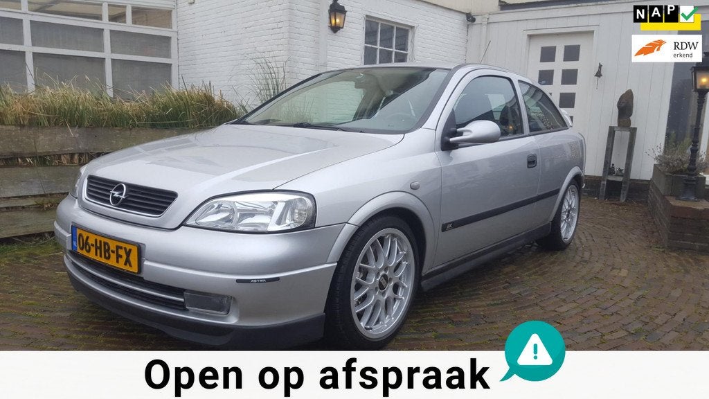 Opel Astra 2.0-16V OPC 1 , 100 % in originele staat en in Ex, Auto's, Gebruikt, Huisgarantie, 4 cilinders, Met garantie (alle)