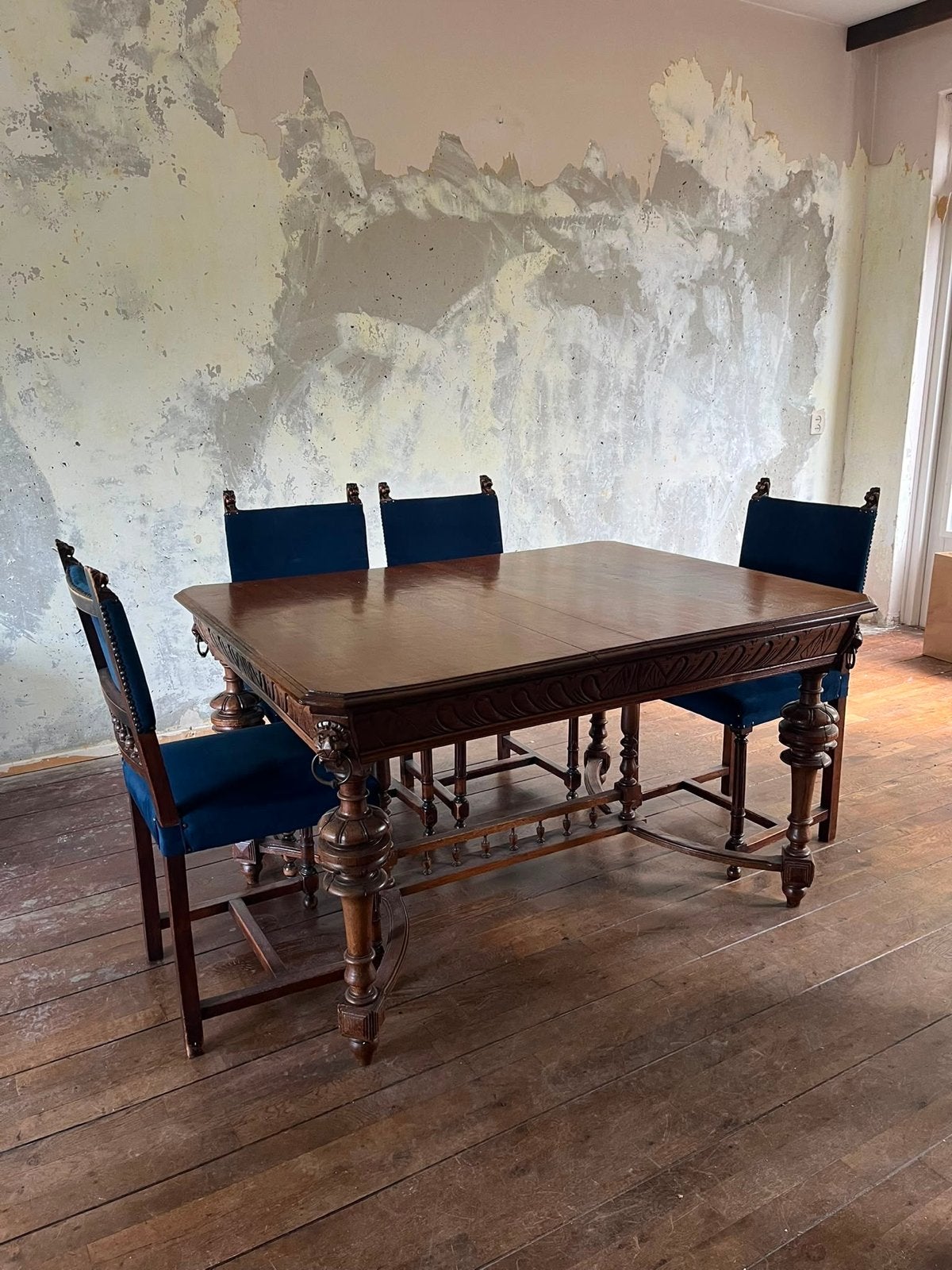 Antieke eikenhouten eettafel met 4 stoelen Neorenaissance, Antiek en Kunst, Ophalen of Verzenden