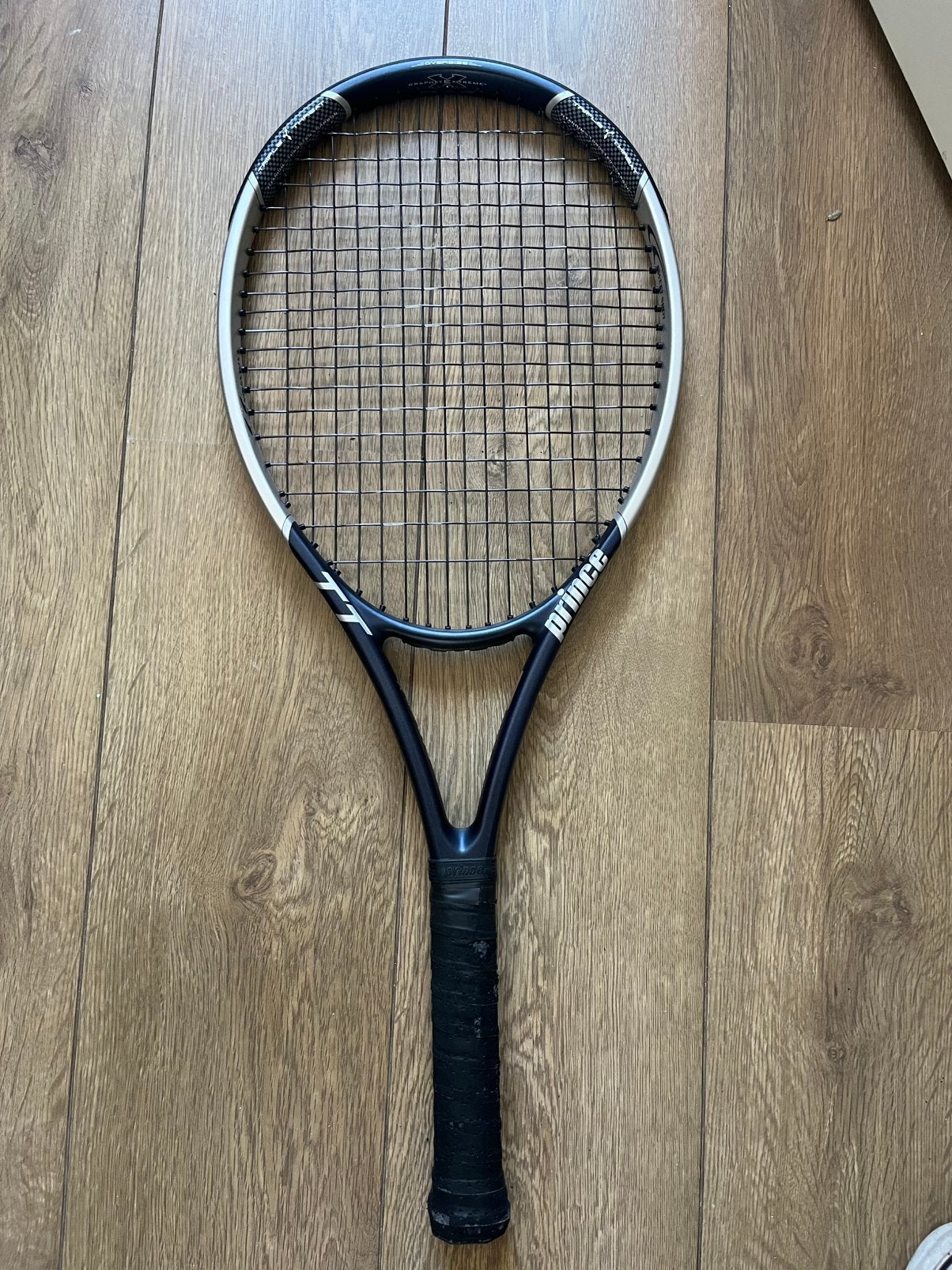 Prince Triple Threat racket | zwart | wit, Sport en Fitness, Tennis, Ophalen of Verzenden, Gebruikt, Racket, Prince