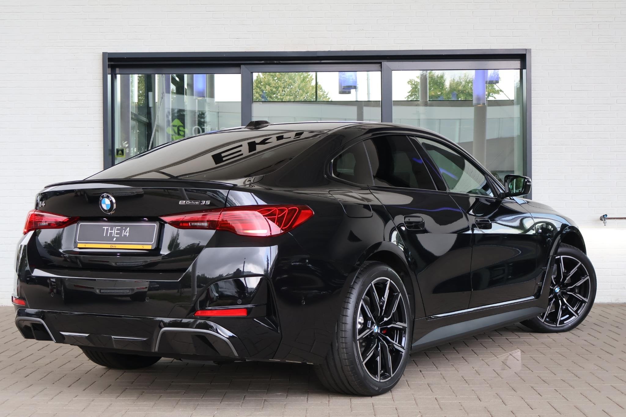 BMW i4 eDrive35 M Sport Pro Edition | Comfort Pack, Auto's, Achterwielaandrijving, Zwart, 491 km, Zwart