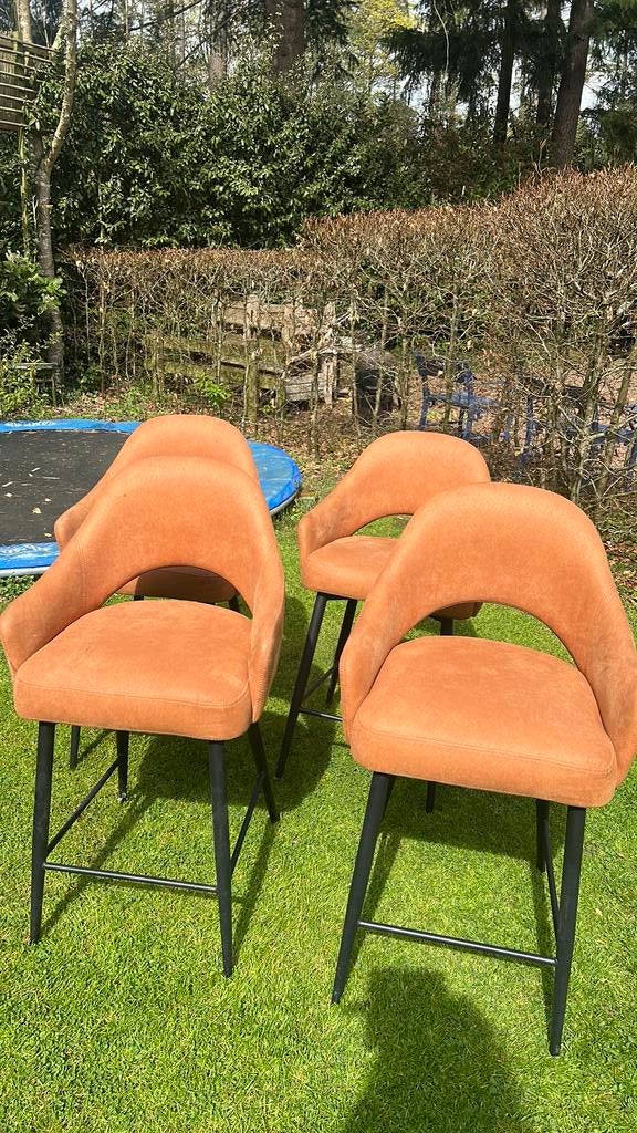 Barkrukken 4 stuks suede/leer, Ophalen, 60 tot 90 cm, Leer, Zo goed als nieuw