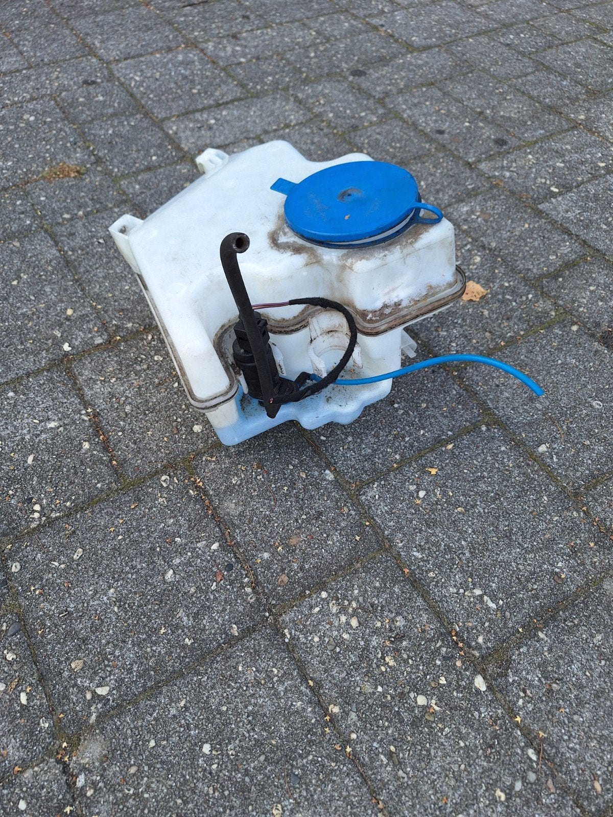 Ruitensproeier reservoir met pomp Mercedes W245 B-klasse, Ophalen of Verzenden, Gebruikt, Mercedes-Benz