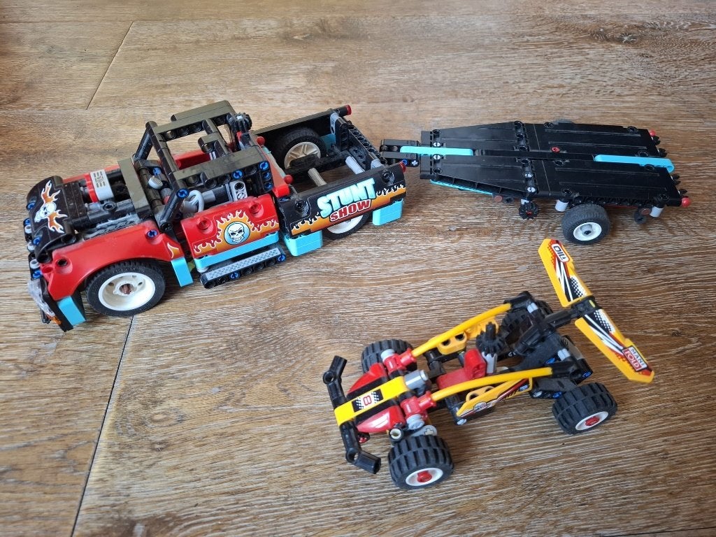 LEGO Technic 42106 (deels) en 42101 met extra buggy, Inclusief extra onderdelen, Gebruikt, Lego, Ophalen of Verzenden