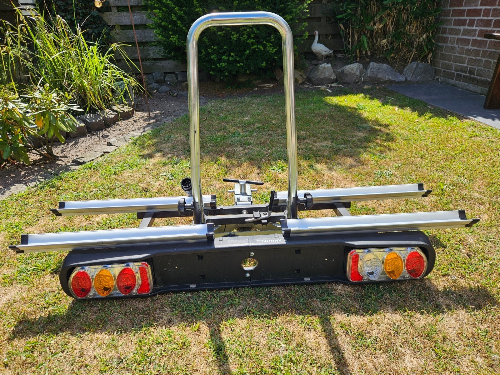 Twinny load e-carrier base fietsendrager (Kantelbaar), Auto diversen, Fietsendragers, Ophalen, 2 fietsen, Gebruikt, Trekhaakdrager