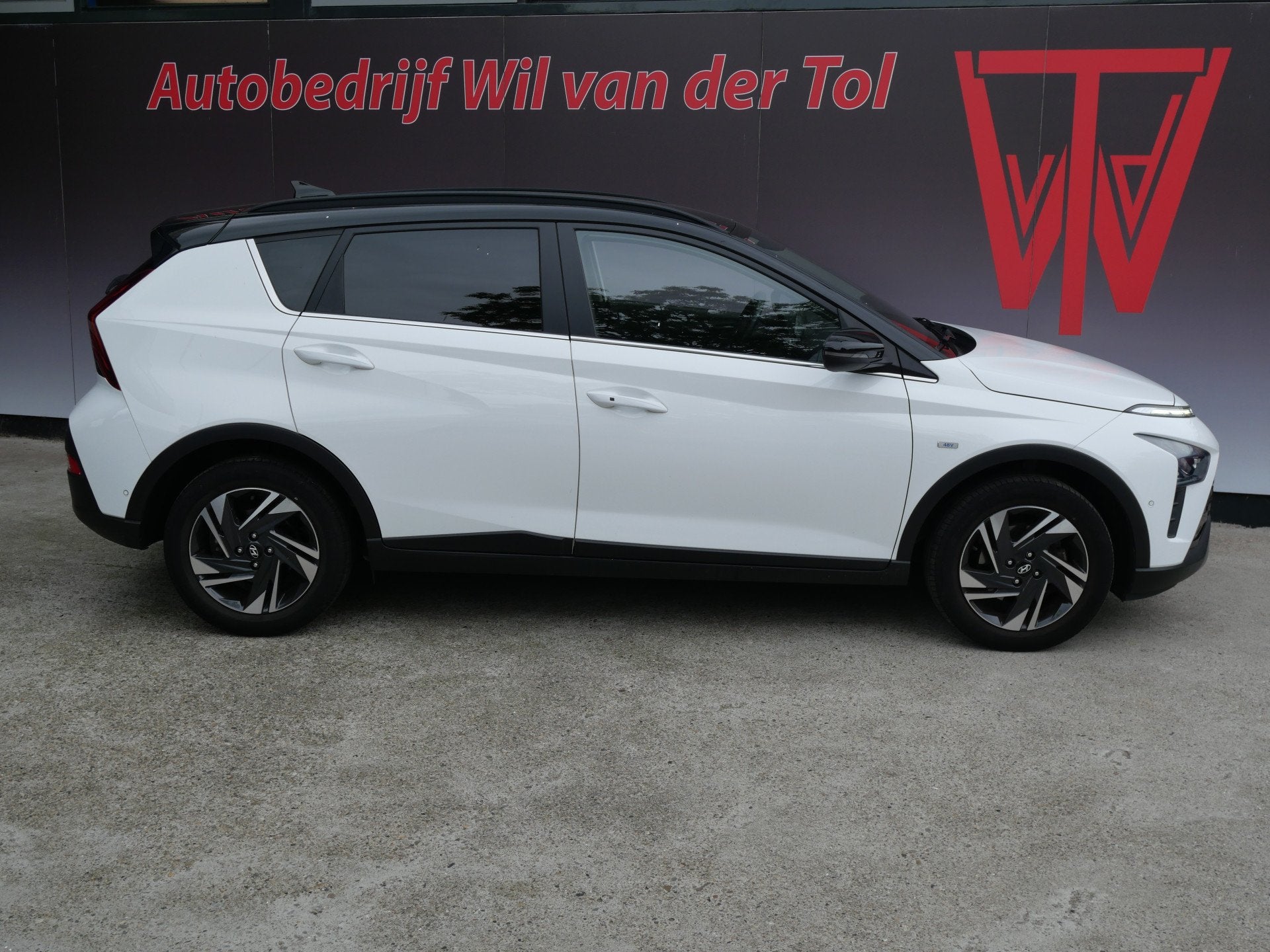 Hyundai Bayon 1.0 T-GDI 48V PREMIUM | CLIMA | BOSE | FULL-LE, Auto's, Voorwielaandrijving, Gebruikt, 1095 kg, 100 pk