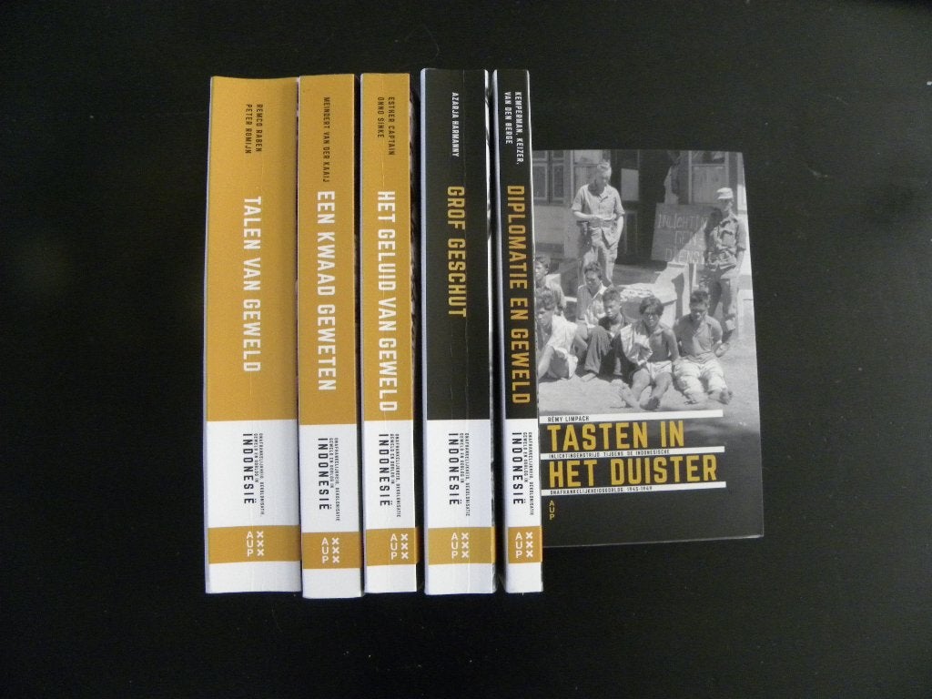 Onafhankelijkheid, dekolonisatie, geweld en oorlog in Indone, Ophalen of Verzenden, Zo goed als nieuw