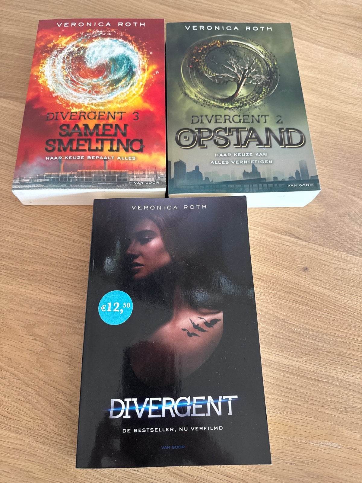 Divergent Trilogie - Veronica Roth (3 boeken), Boeken, Ophalen of Verzenden, Gelezen, Nederland