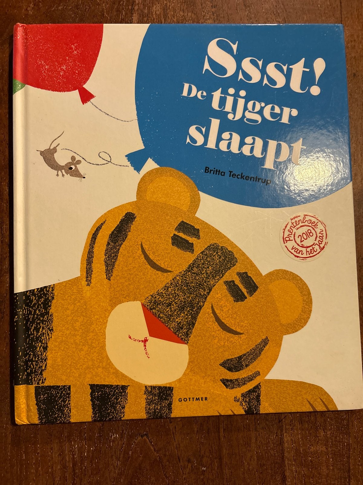 Sssst! De tijger slaapt - Prentenboek van het Jaar 2018, Ophalen of Verzenden, Zo goed als nieuw, Sprookjes
