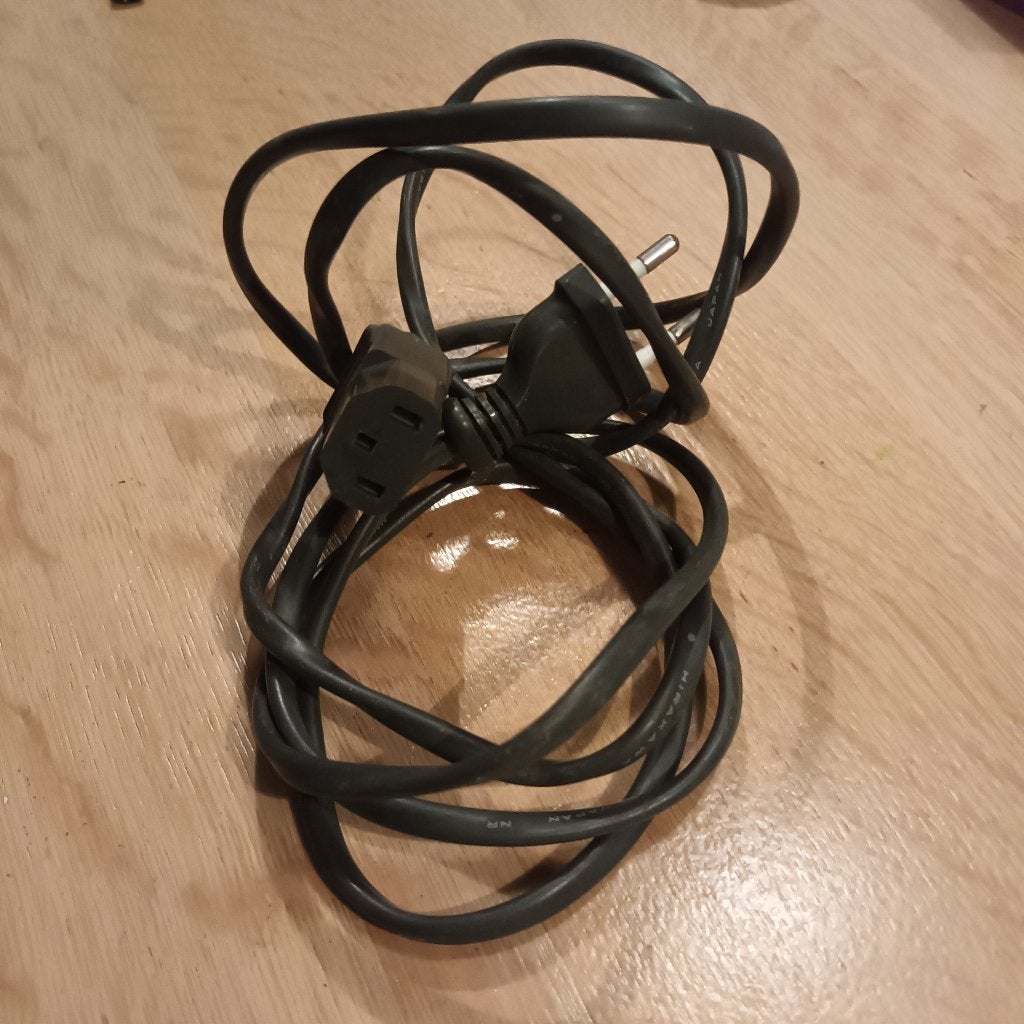 Apparaatsnoer met C13 connector lengte ong. 2 m., Ophalen of Verzenden, Kabel of Snoer